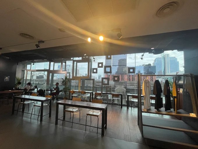 Brave Roasters Siam Discovery Bangkok | Specialty Coffee on the 3rd Floor photo 4