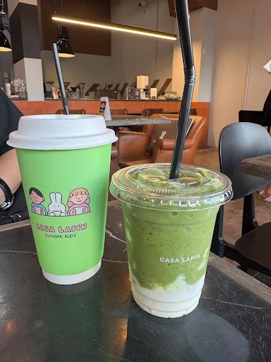 CASA LAPIN x Sukhumvit 20 Bangkok | Specialty Coffee Cafe in Khlong Toei photo 5