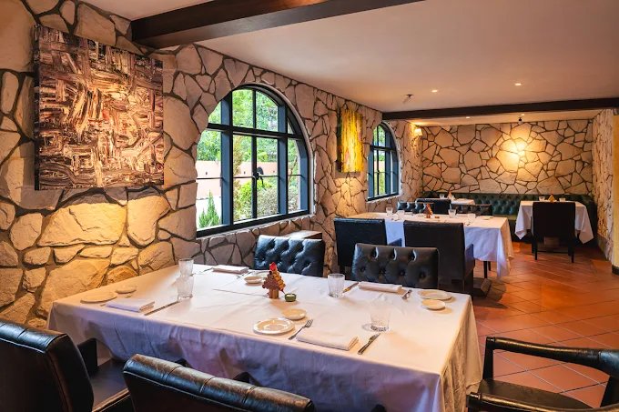 Casa Lenzi Italian Restaurant Bangkok | Tuscan Fine Dining in Thonglor