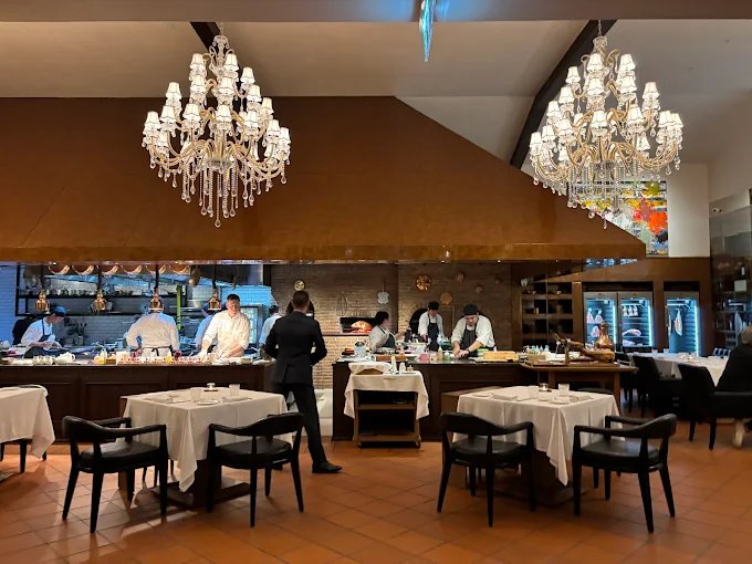 Casa Lenzi Italian Restaurant Bangkok | Tuscan Fine Dining in Thonglor photo 5