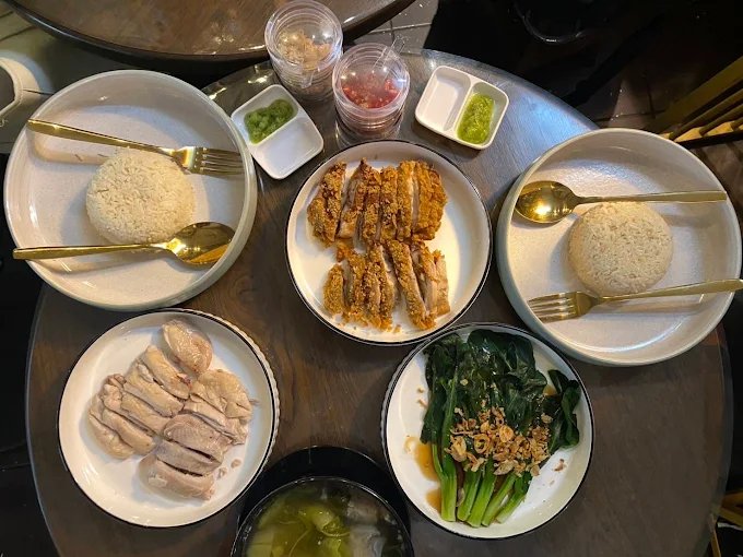 Erb Singapore Chicken Rice Bangkok | Hainanese Chicken Rice Near Rama 9 photo 8