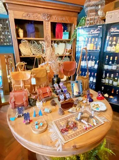 Featherstone Bistro Cafe Bangkok | Mystical Cafe & Lifestyle Shop in Ekkamai photo 2