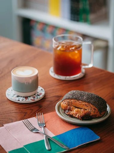Hands and Heart Coffee Roasters Bangkok | Minimalist Specialty Coffee on Sukhumvit 67 photo 5