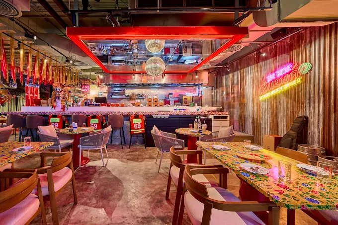 Jae Bank Isaan Bangkok | Bold Isaan Restaurant at EmSphere Phrom Phong photo 4