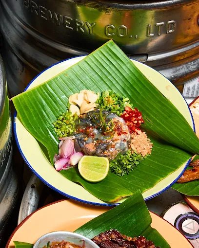 Jae Bank Isaan Bangkok | Bold Isaan Restaurant at EmSphere Phrom Phong photo 8