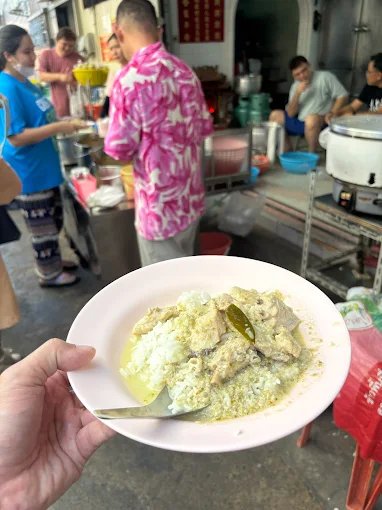 Khao Gaeng Jek Pui Bangkok | Legendary Chinatown Curry Rice on Mangkon Road photo 5