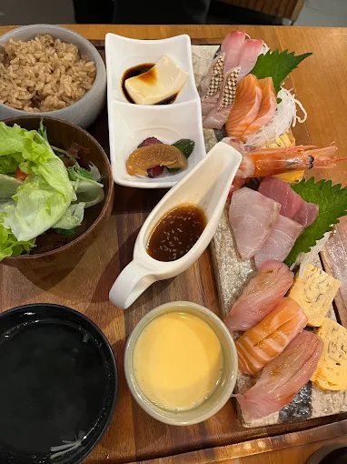 MAGURO Esplanade Ratchada Bangkok | Premium Japanese & Sushi Restaurant photo 5