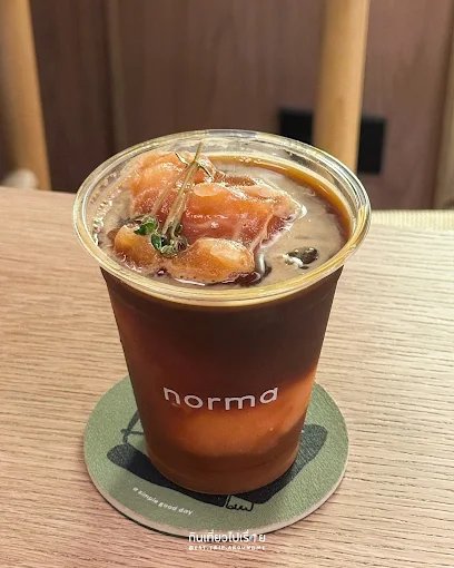 Norma Naknivas Bangkok | Minimal Cafe, Brunch & Wine Bar in Lat Phrao photo 11