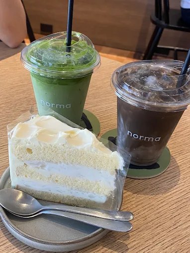 Norma Naknivas Bangkok | Minimal Cafe, Brunch & Wine Bar in Lat Phrao photo 7