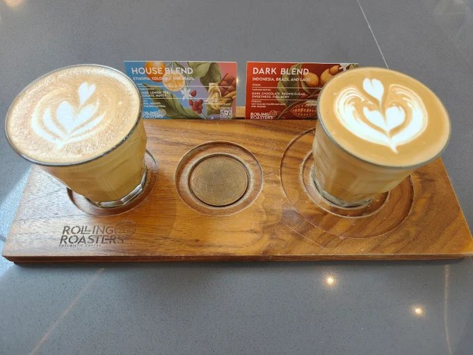 Rolling Roasters Ekkamai Bangkok | Specialty Coffee Roaster at The Earth Ekkamai photo 4