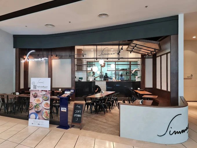 Simmer by Praha Singha Complex Bangkok | Homemade Thai Restaurant Near MRT Phetchaburi