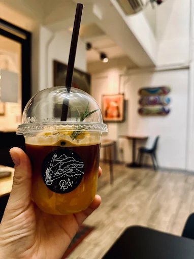 Sometimes I Feel Bangkok | Specialty Coffee & Workspace on Sukhumvit 31 photo 2