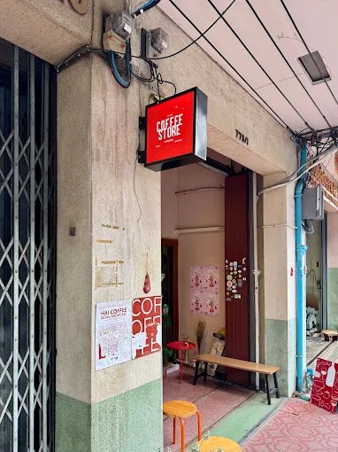 The Coffee Store Charoenkrung Bangkok | Hidden Coffee House in Talat Noi photo 6
