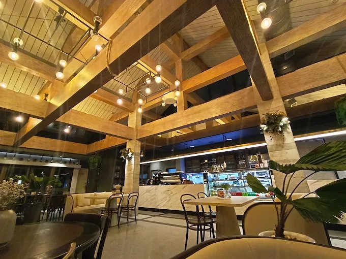 The Hub Cafe and Eatery Bangkok | Garden Cafe & Thai-Fusion Dining in Suan Luang photo 5
