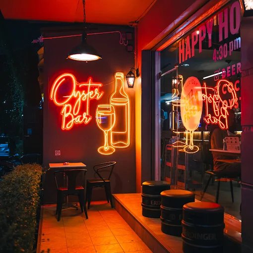 The Oyster Bar x Ramkhamhaeng 164 Bangkok | Oyster & Seafood Bar in Min Buri