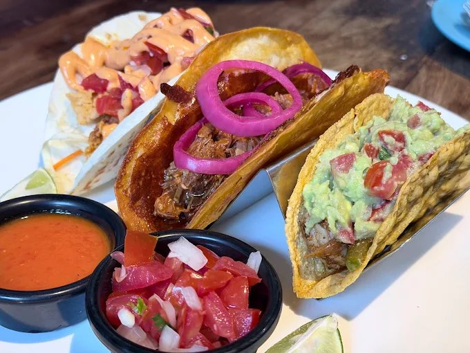 Wraptor Ari Bangkok | Tex-Mex Wraps, Tacos and Burritos in Ari photo 7